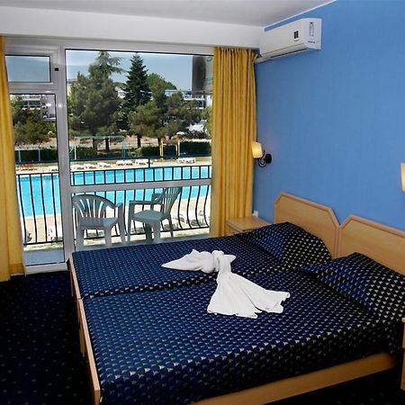 Continental Blu Hotel 阳光海滩 外观 照片