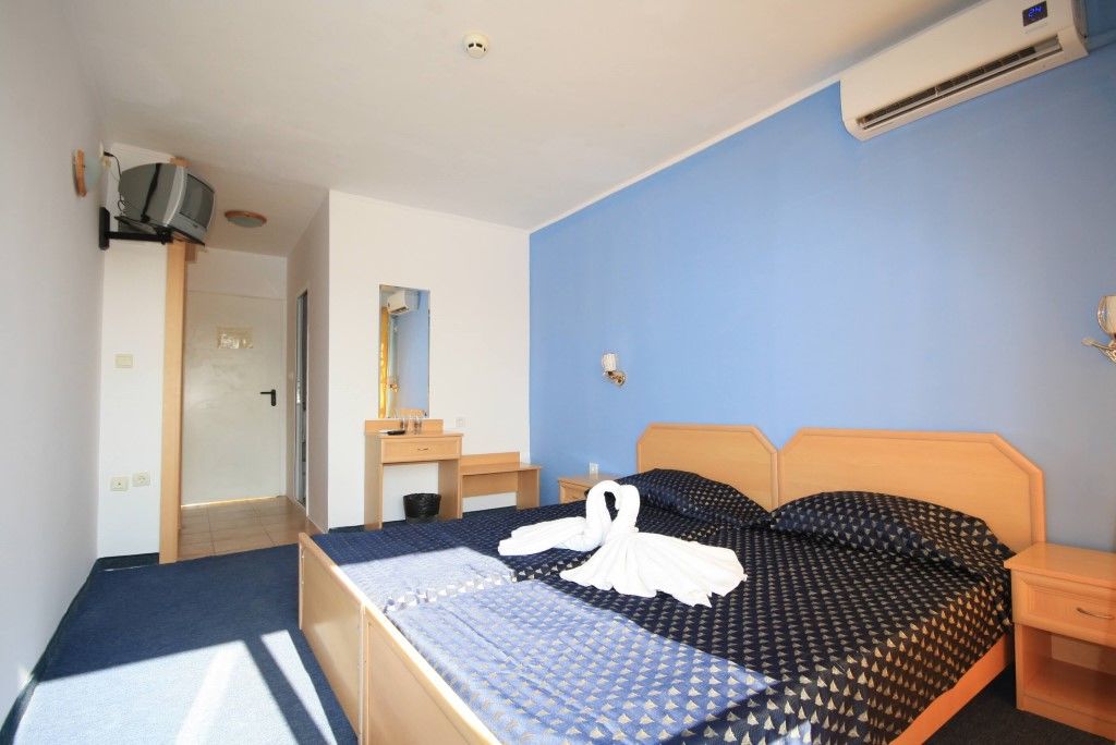 Continental Blu Hotel 阳光海滩 外观 照片