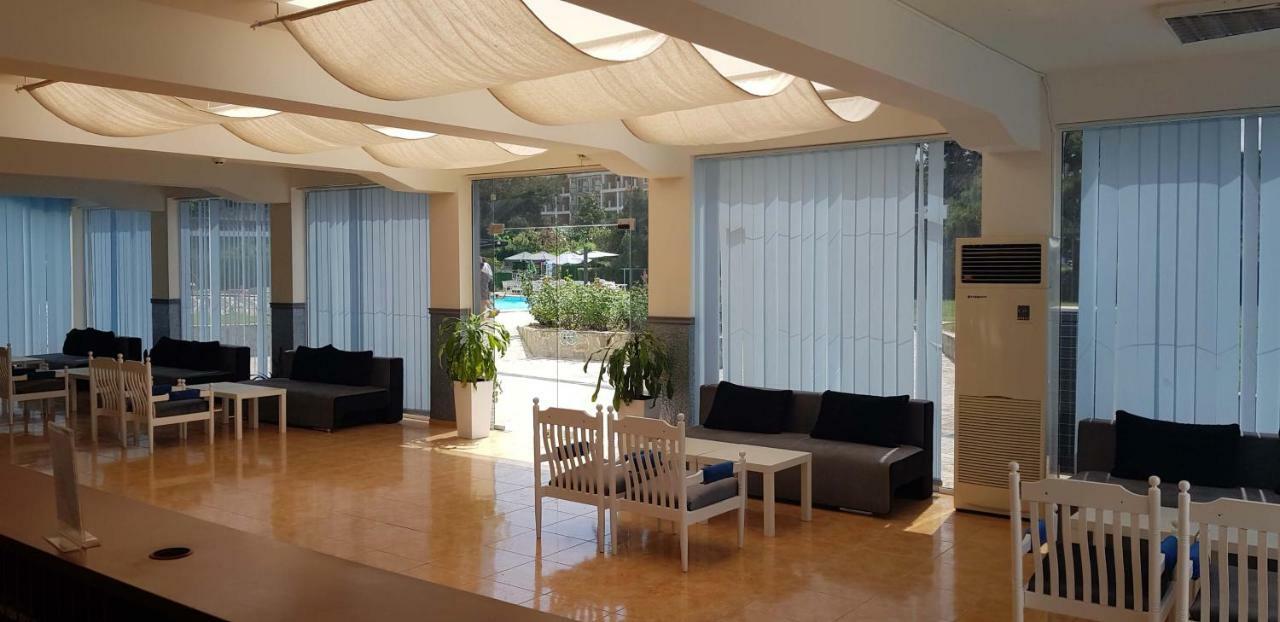 Continental Blu Hotel 阳光海滩 外观 照片